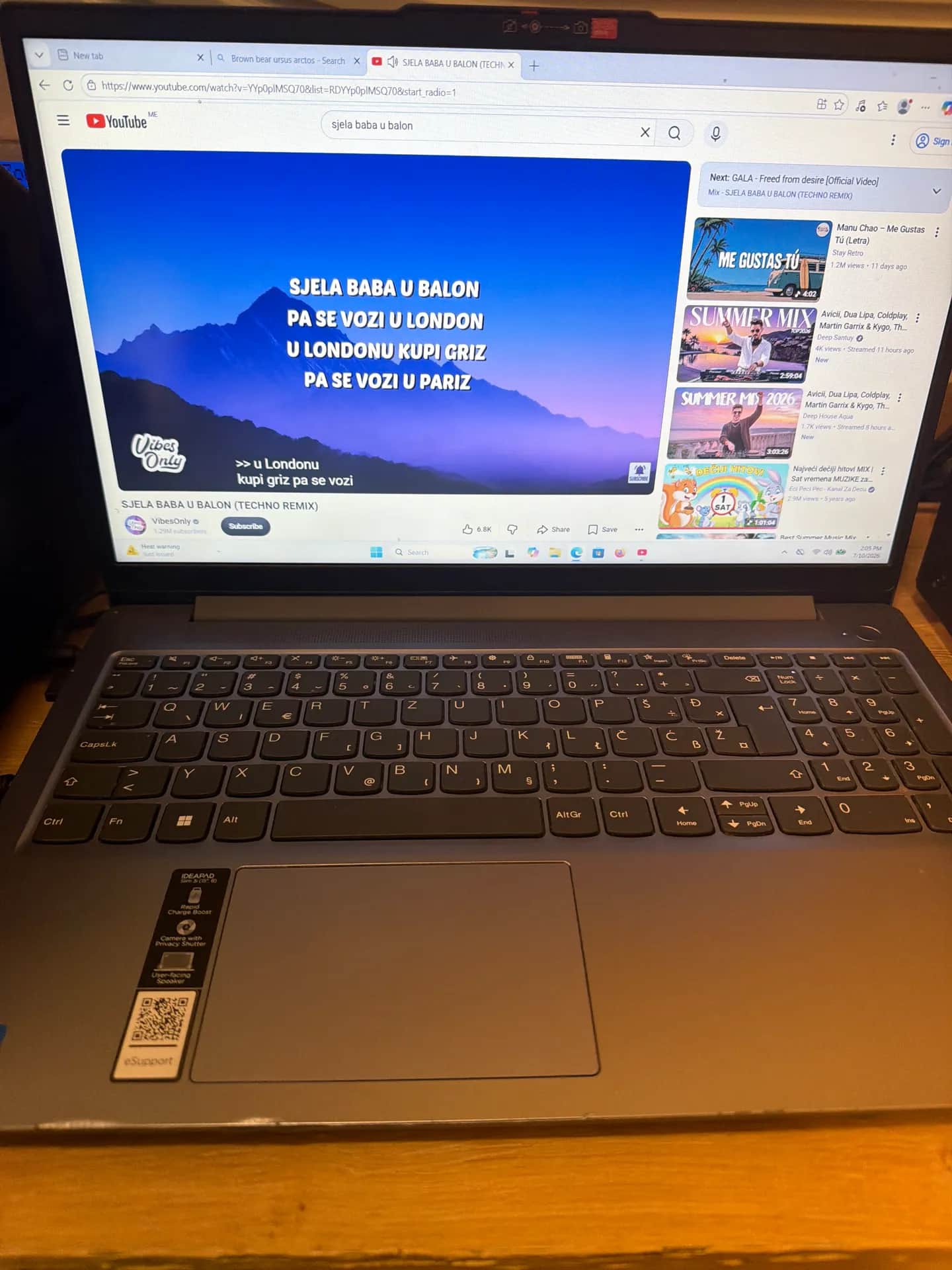 Lenovo